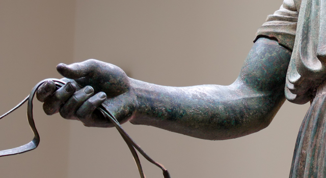 detalle-auriga-delfos